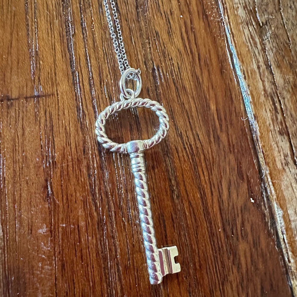 Tiffany & Co Silver Key Pendant Necklace - Silver Key Charm. - Picture 4 of 7
